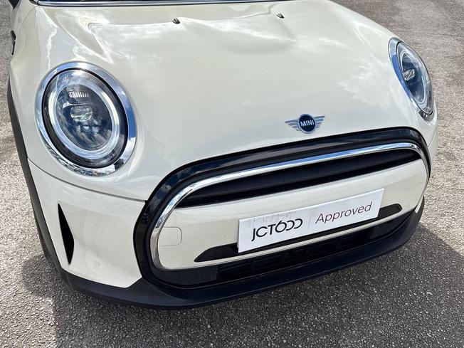 MINI Hatch Photo 30