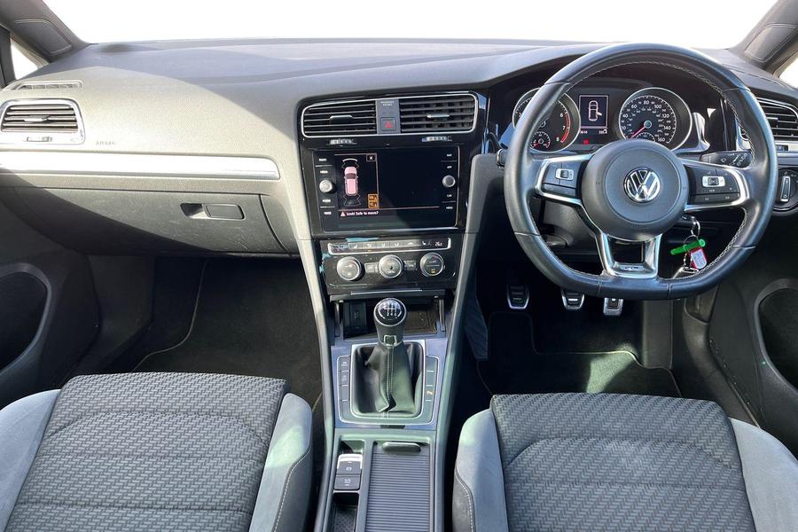 Volkswagen GOLF Photo autoimg-b04d1f6fed66e5b9e574b40d7747c44f7641e3b8.jpg