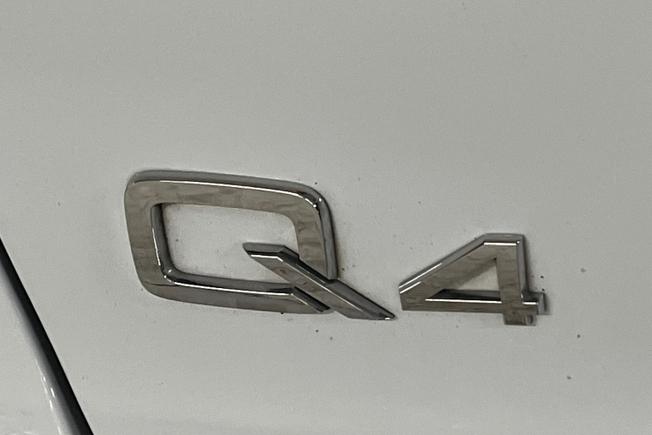 AUDI Q4 E-Tron Photo 27