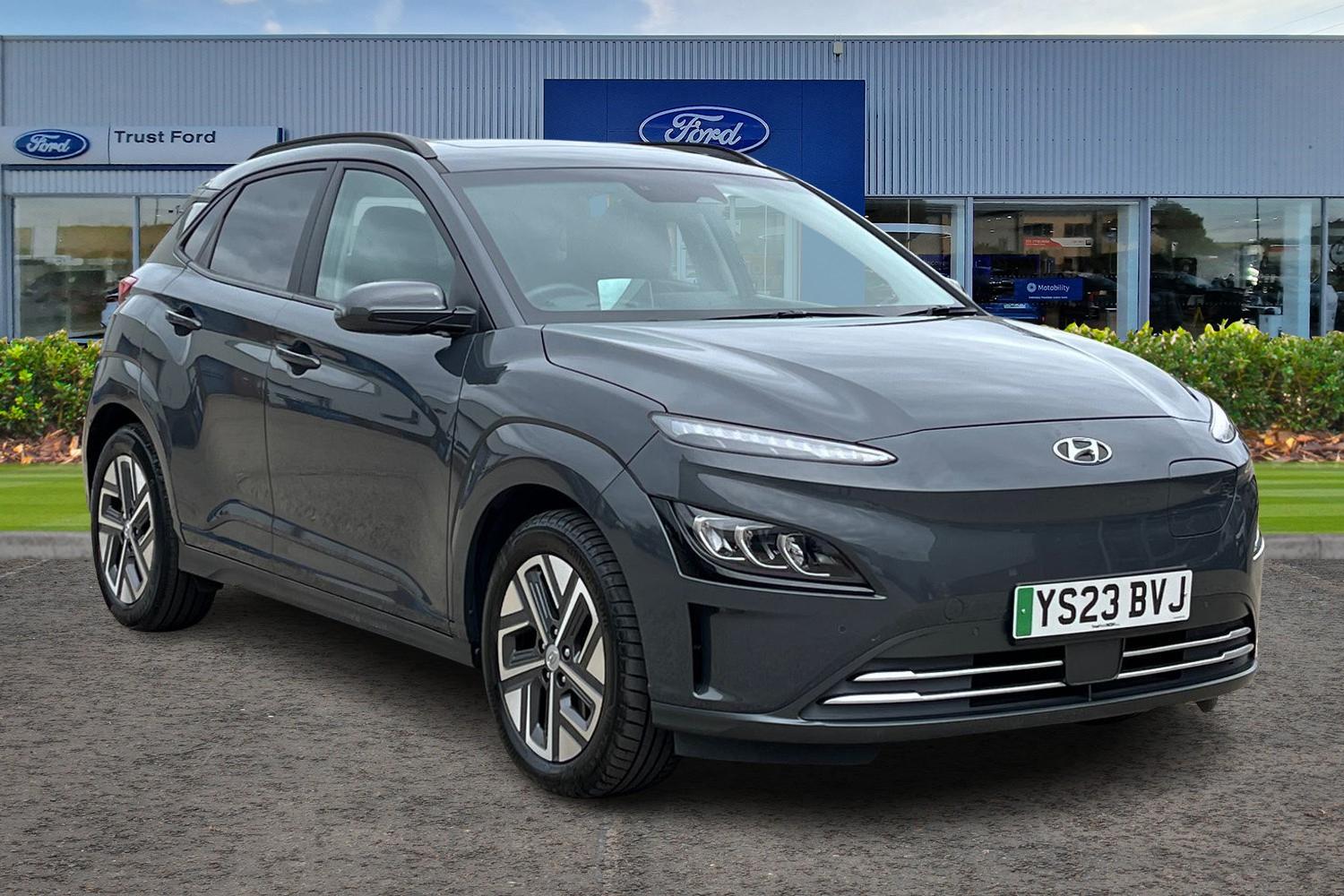 Hyundai KONA Photo 0