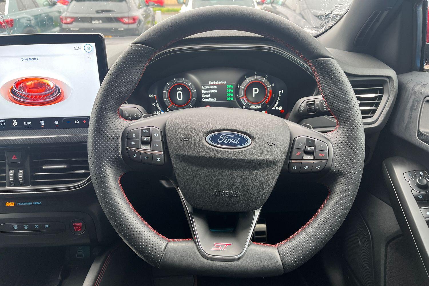 Ford FOCUS Photo 11