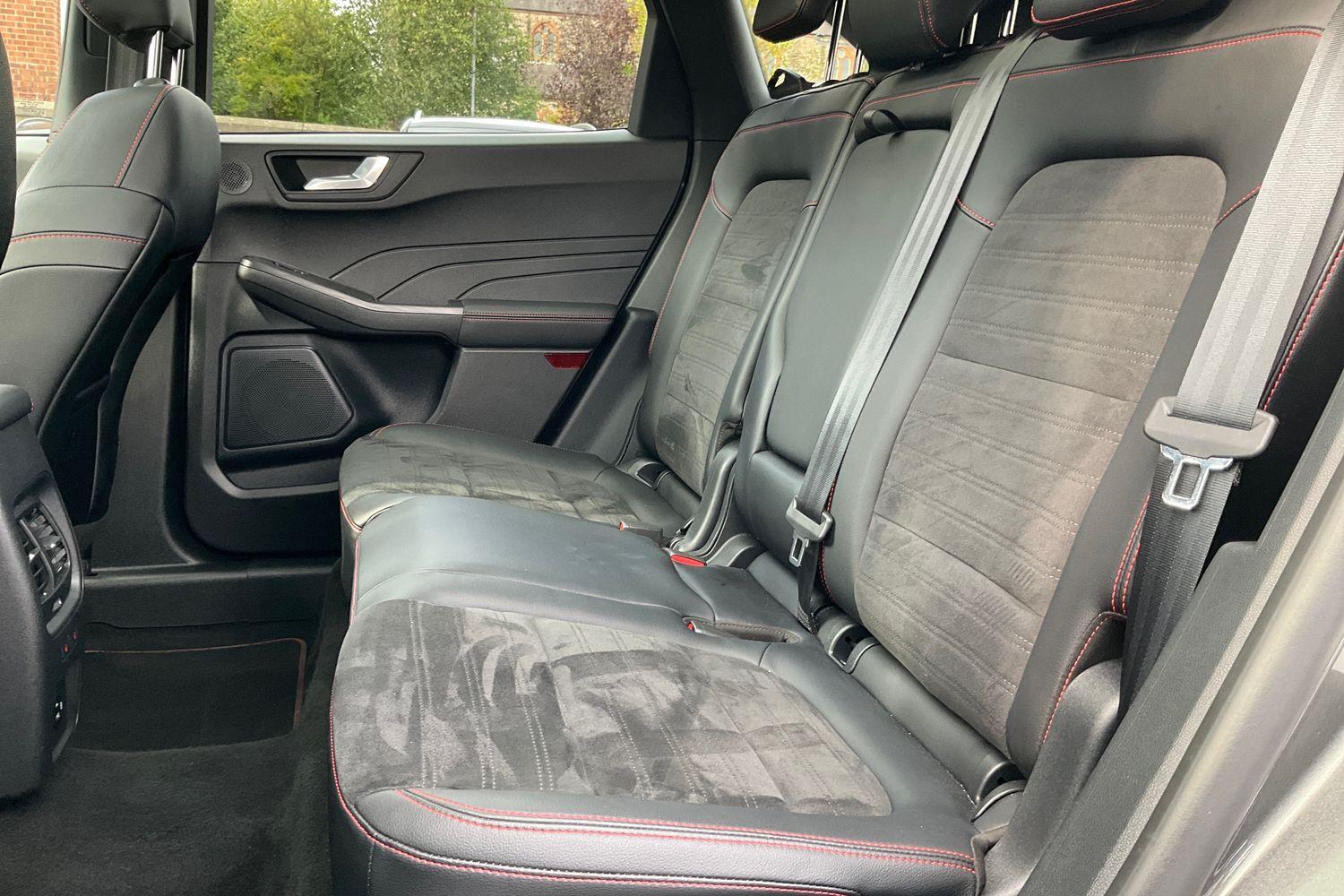 Ford KUGA Photo 19