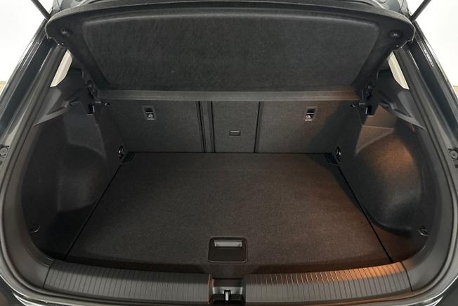 VOLKSWAGEN T-Roc Photo 12
