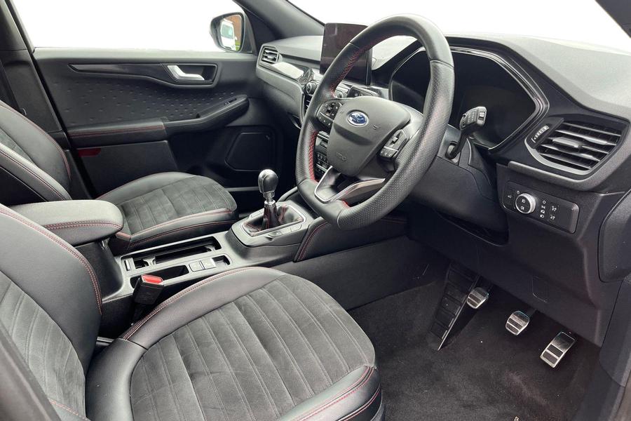 Ford KUGA Photo autoimg-b062b80f73d5bdb3cec6ba2f6458f5ddef41e9fe.jpg