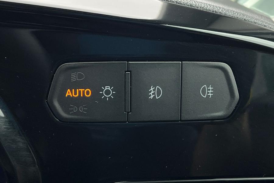 Ford TRANSIT CONNECT Photo autoimg-b06393156c4e878ae17db35cdf990f6921666abe.jpg