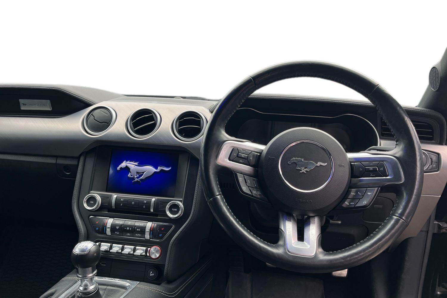 Ford MUSTANG Photo 9