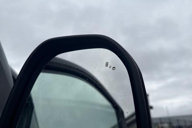 VOLKSWAGEN Transporter Photo 34