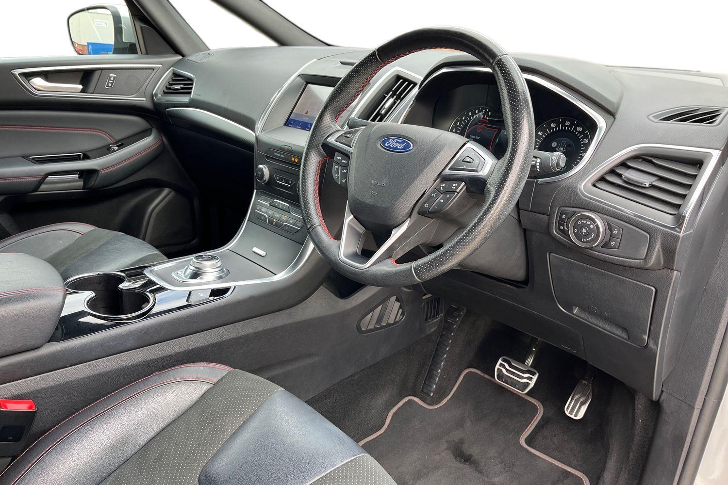 Ford S-Max Photo 8