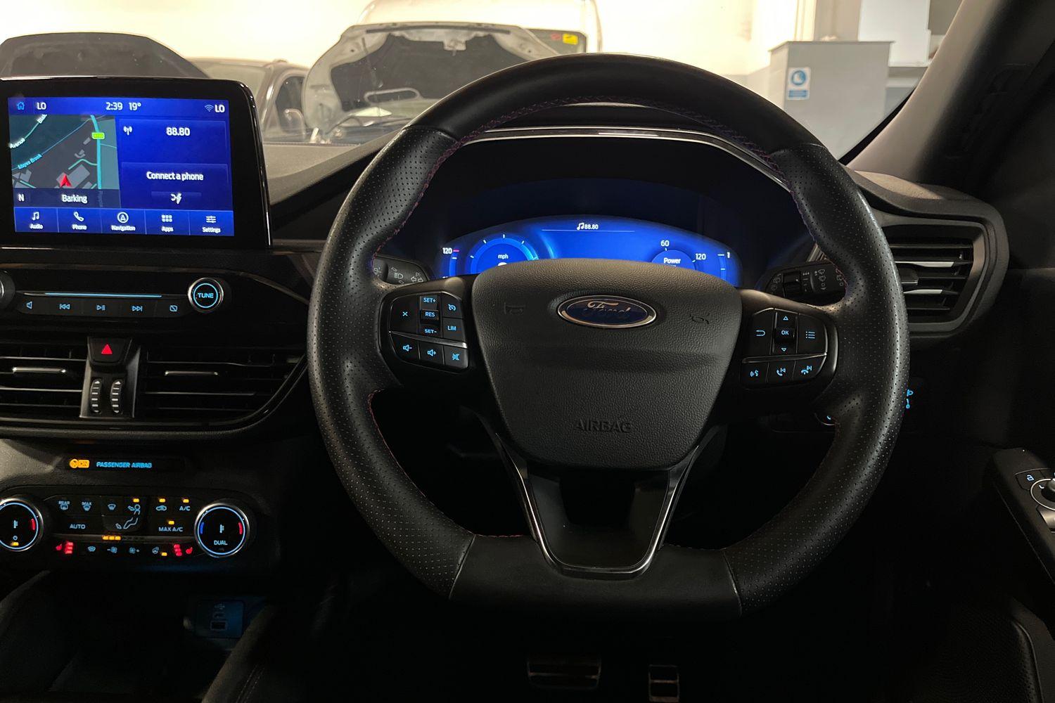 Ford KUGA Photo 11