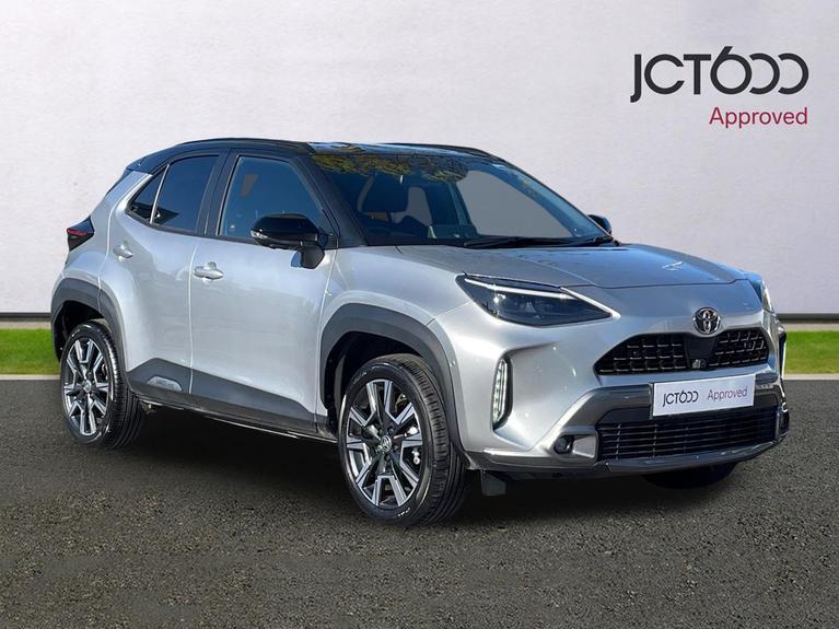 Used TOYOTA Yaris Cross