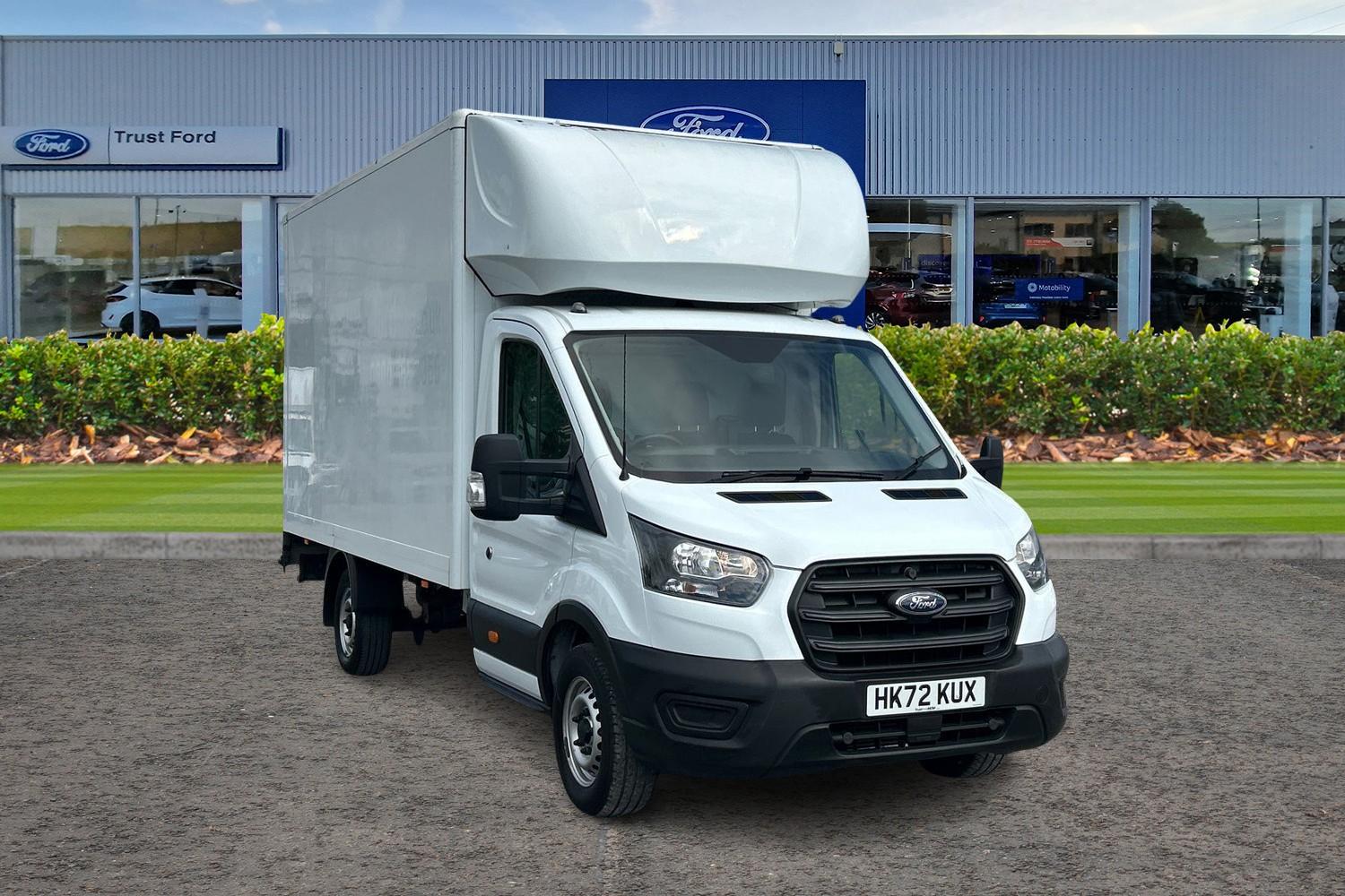 Ford TRANSIT LUTON Photo 0