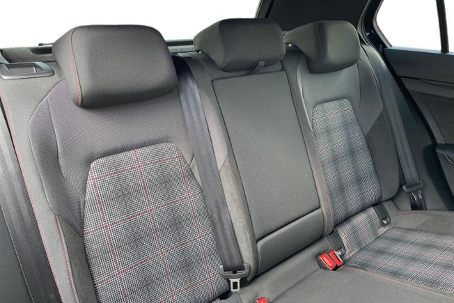 VOLKSWAGEN Golf Photo 9