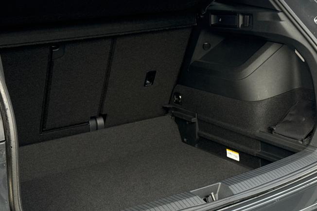 VOLKSWAGEN Tiguan Photo 47
