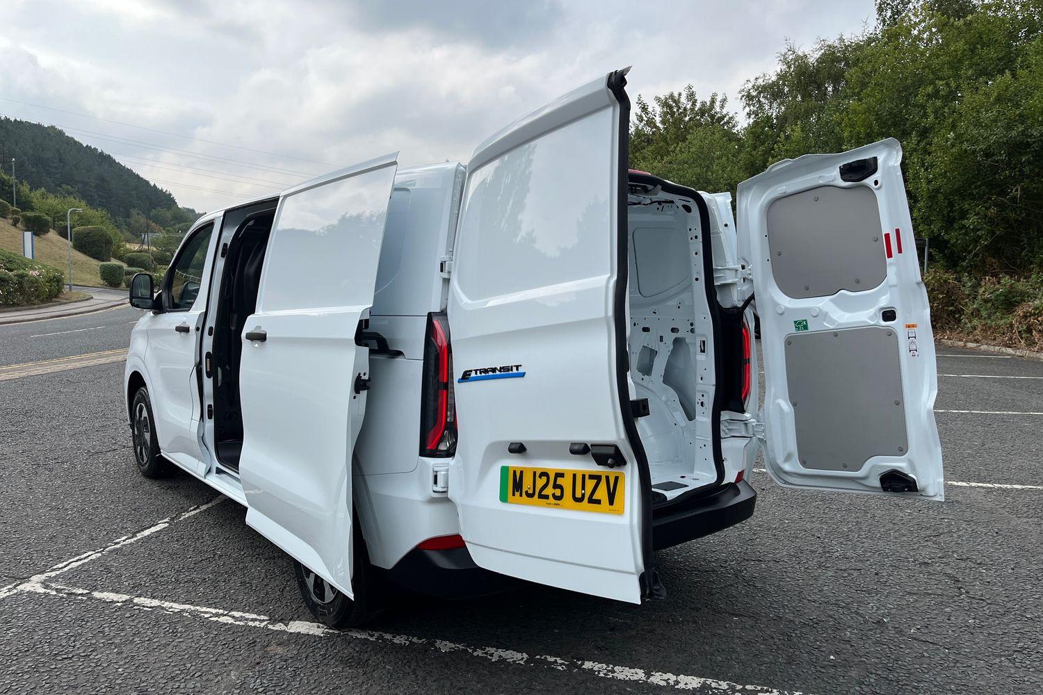 Ford E-TRANSIT CUSTOM Photo 6