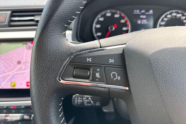 SEAT Arona Photo 16