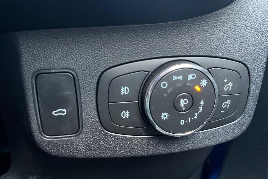 Ford PUMA Photo autoimg-b08878077165131373f483b7c290bee951f5ca4c.jpg
