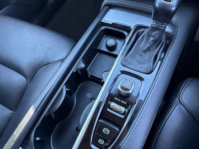 VOLVO Xc90 Photo 32