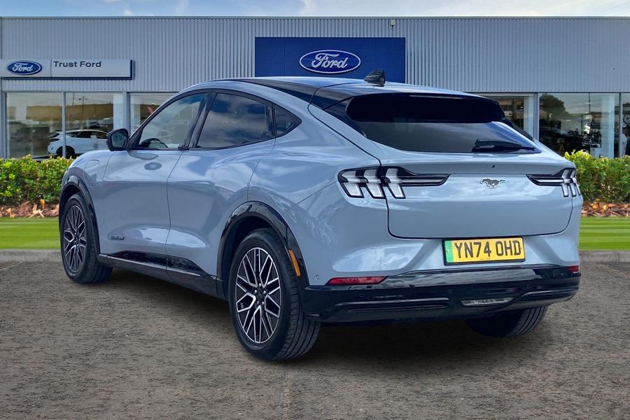 Ford Mustang Mach-E Photo autoimg-b08bad1f720b931b8a14fc1908365a7417c0d07f.jpg