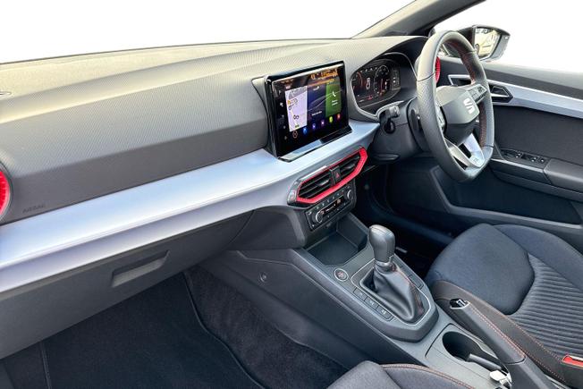 SEAT Ibiza Photo 2