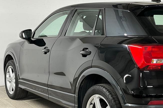 Audi Q2 Photo 33