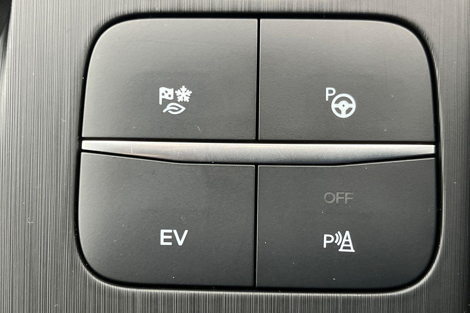 Ford KUGA Photo 34
