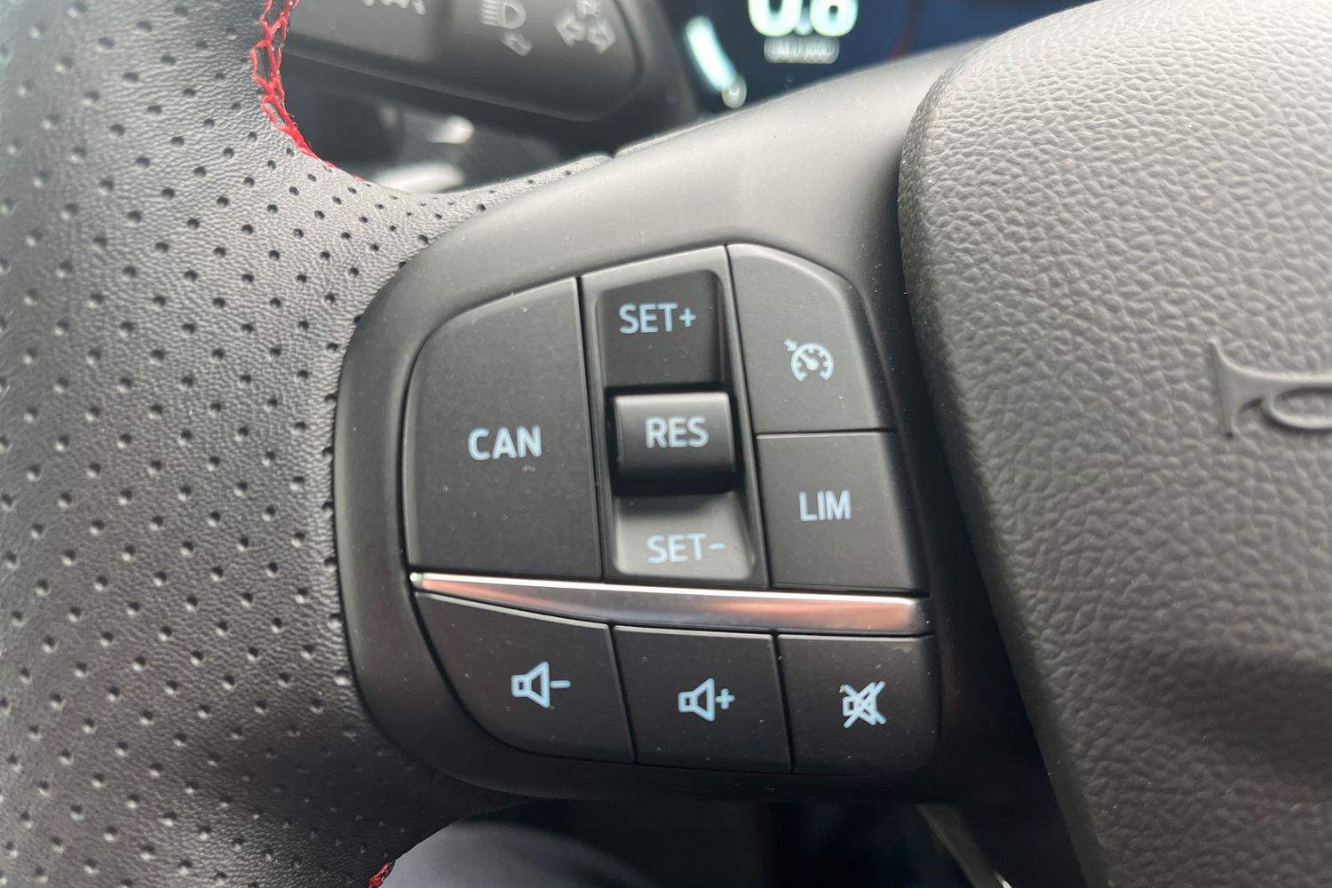 Ford FOCUS Photo 36