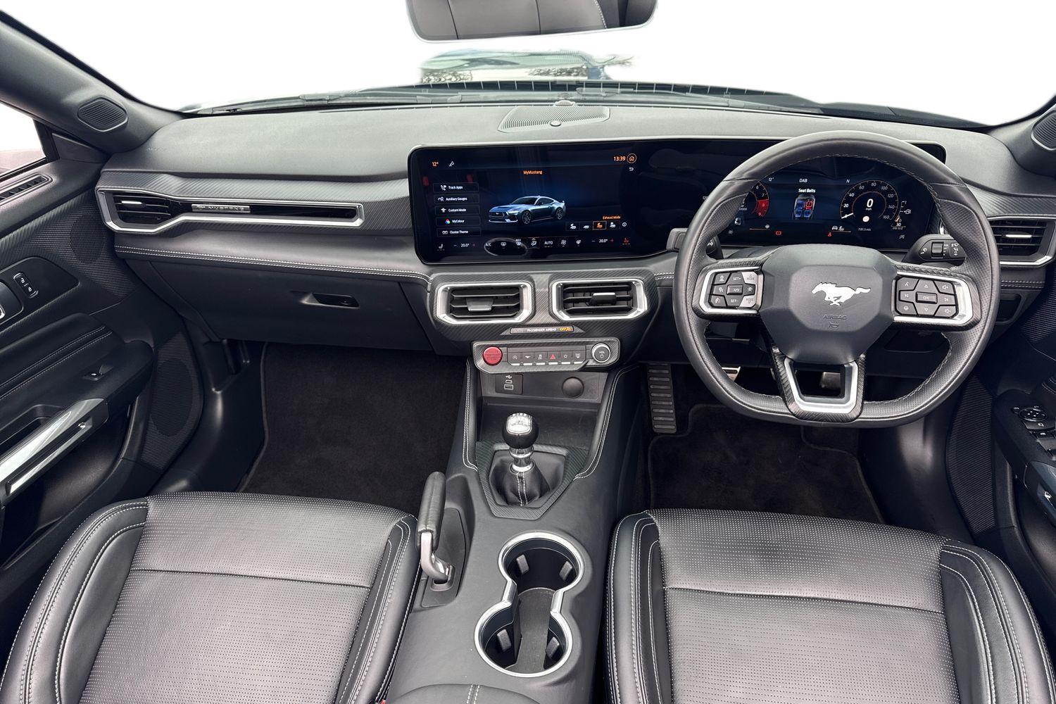 Ford MUSTANG Photo 9