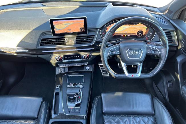 AUDI Q5 Photo 10