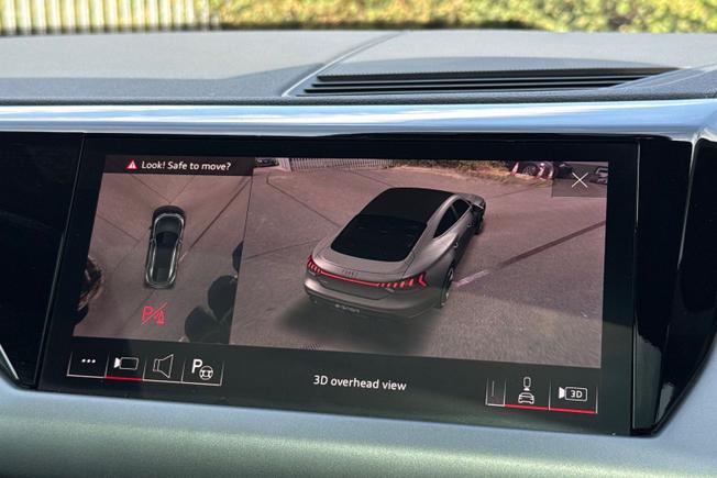Audi e-tron GT Photo 34