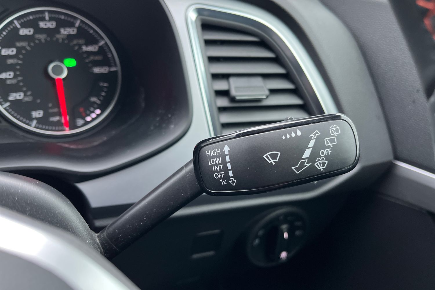 SEAT ATECA Photo 14