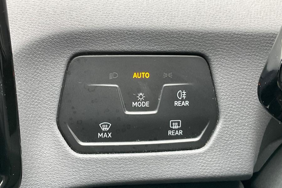 Volkswagen ID.3 Photo autoimg-b0a6f19f4effe6d02c954a432fef50b00906a3f4.jpg