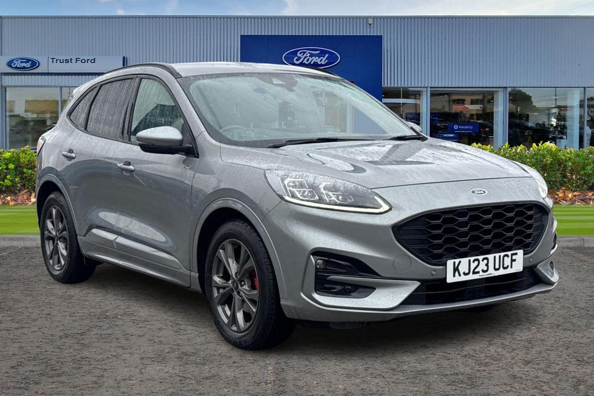 Ford Kuga listing photo