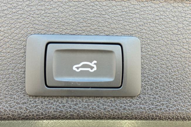 AUDI Q3 Photo 50