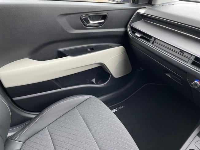 KIA Stonic Photo 49