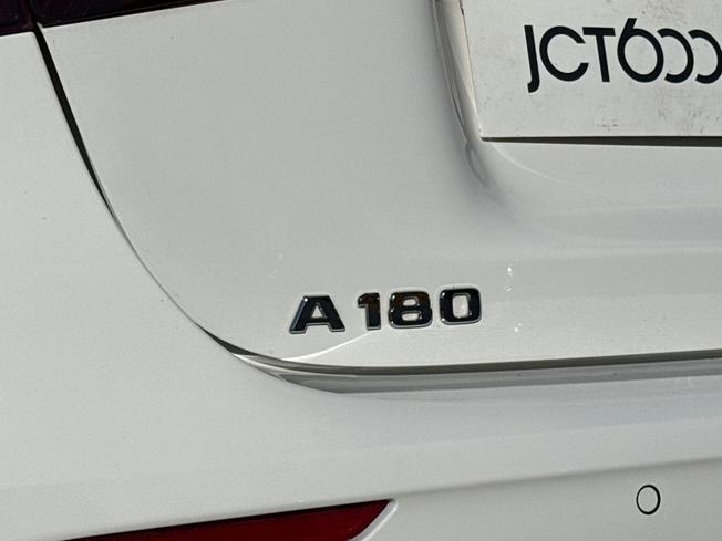 MERCEDES-BENZ A Class Photo 29