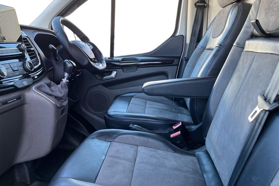 Ford TRANSIT CUSTOM Photo autoimg-b0b4cc1f35ed7a6e9edcafe8f68b16a490264ef1.jpg
