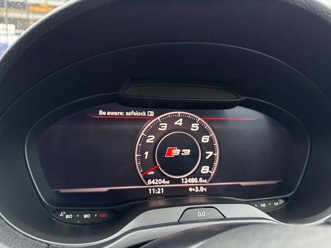AUDI S3 Photo 15
