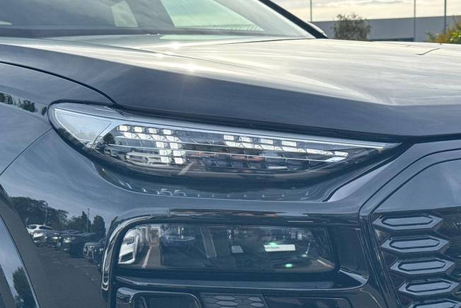 AUDI Q6 E-Tron Photo 19