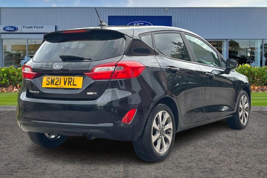 Ford FIESTA Photo autoimg-b0cc2ec5ba1010fa45a9bb845d8ced11e35f462e.jpg