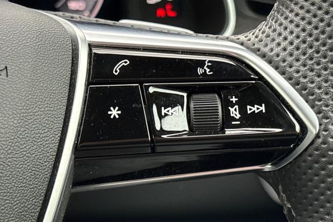 AUDI A6 Photo 17