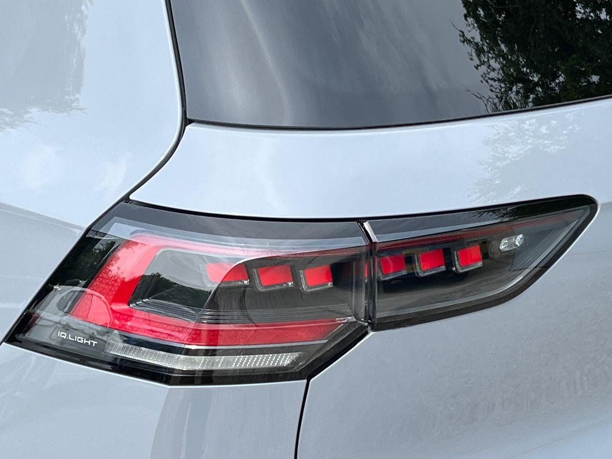 Volkswagen Golf Photo autoimg-b0d5028f92bf4d7912742782189d01a3441ecb50.jpg