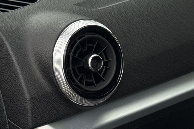 AUDI Q2 Photo 29