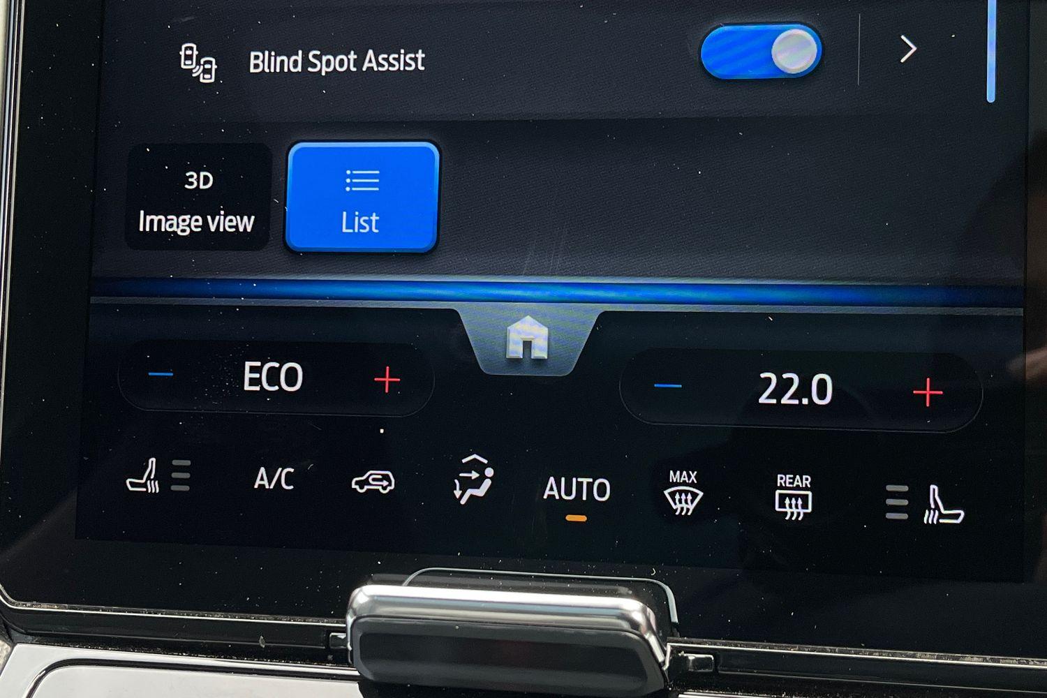 Ford EXPLORER Photo 32