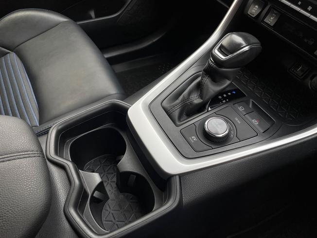 TOYOTA Rav4 Photo 44