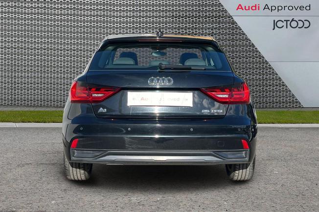 AUDI A1 Photo 7