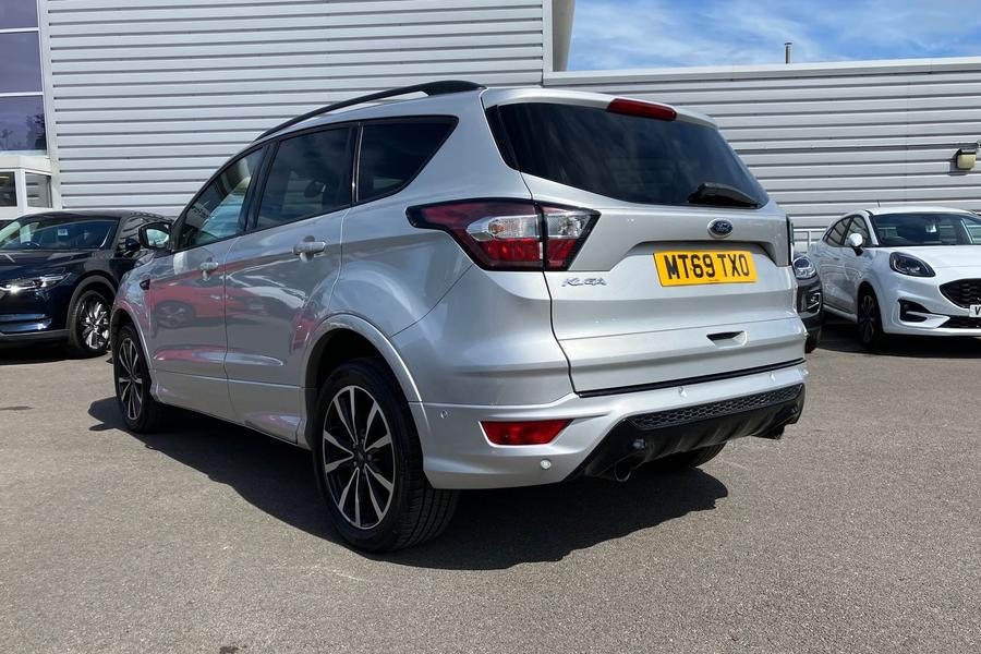 Ford KUGA Photo autoimg-b0dda3057c7e8ace0771f8024283a426b622afce.jpg