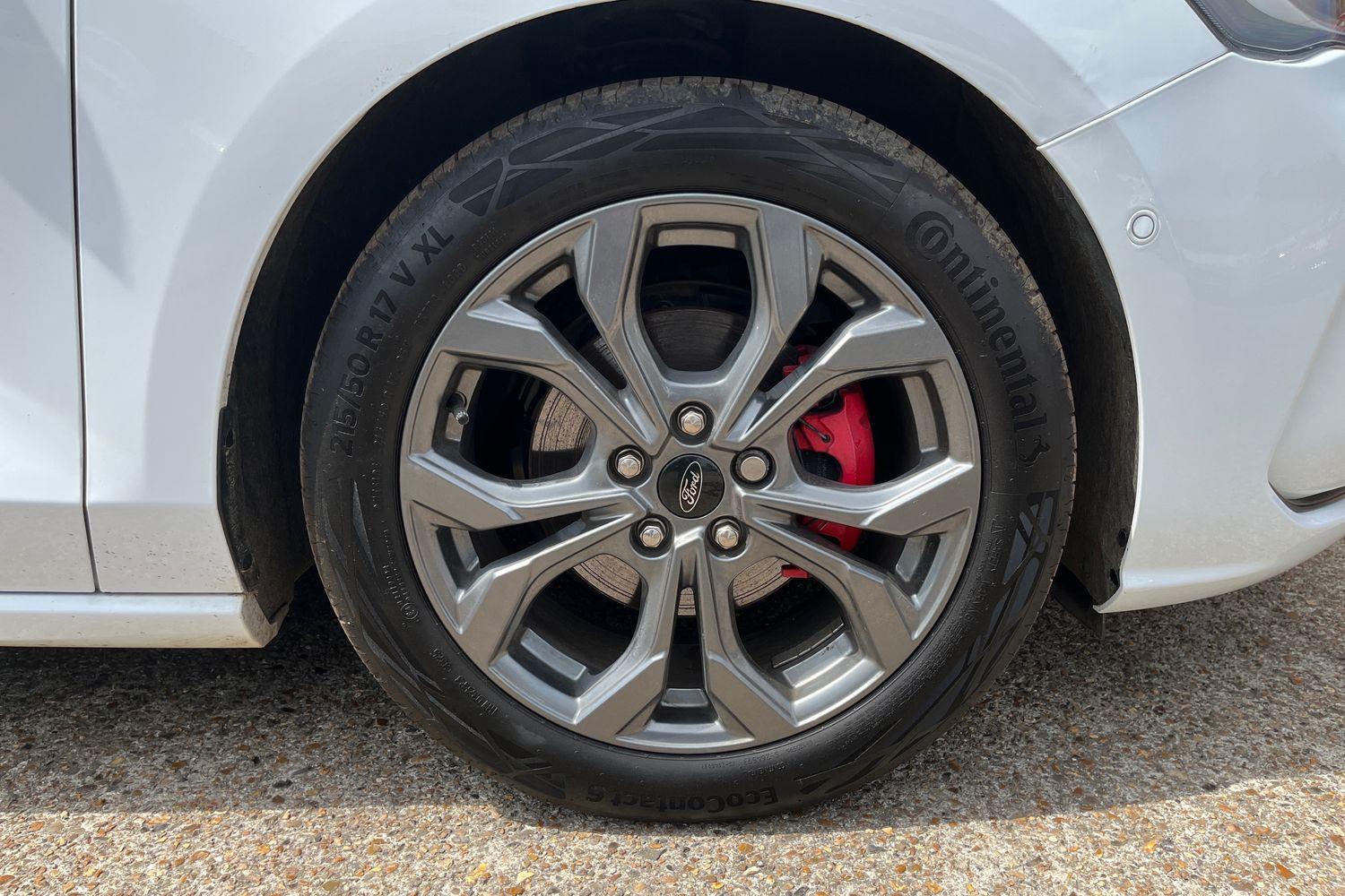 Ford FOCUS Photo 7