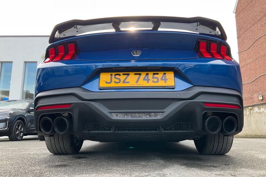 Ford MUSTANG Photo autoimg-b0dfa41e8b80de8a8da5e18ba00ab08c8243c76c.jpg