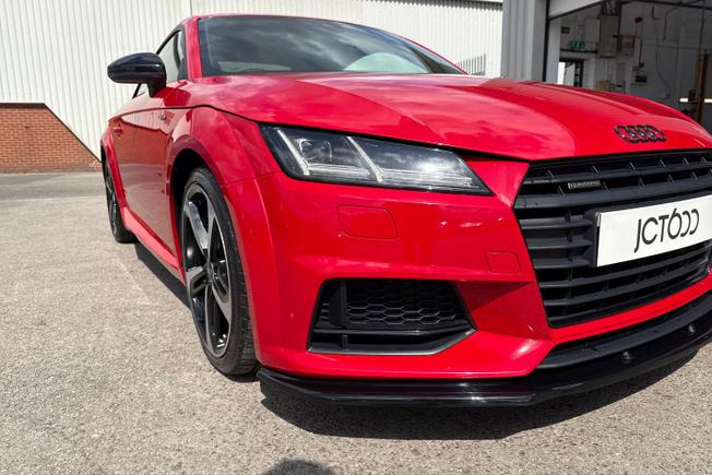 AUDI TT Photo 19