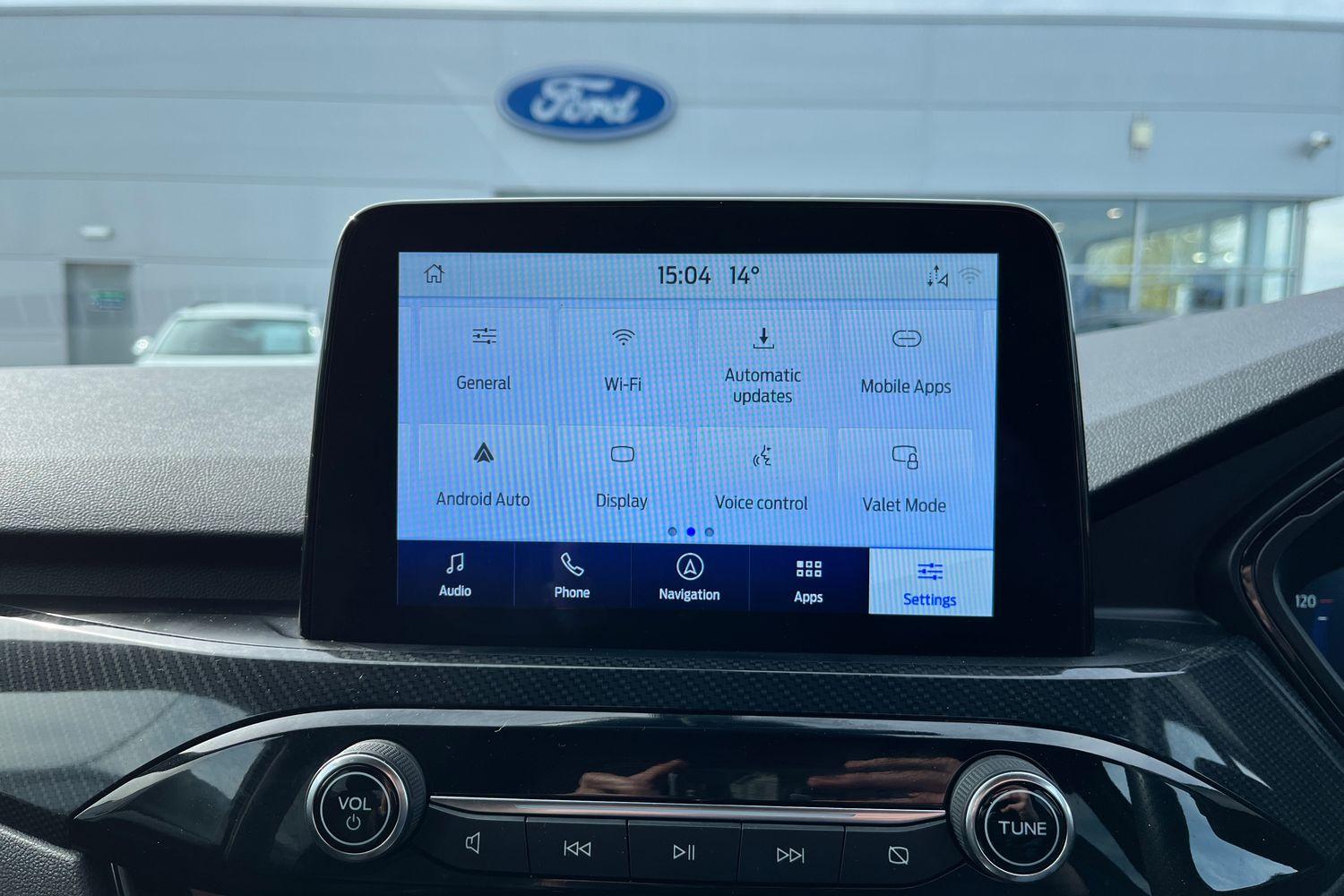 Ford KUGA Photo 36